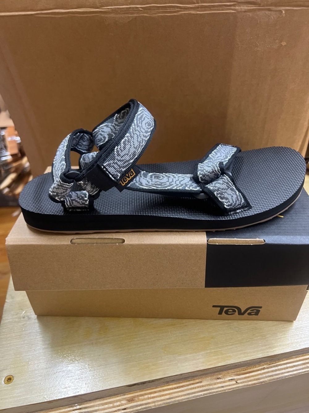 Teva Men's/Unisex Sport Sandal in Black and Gray Pattern